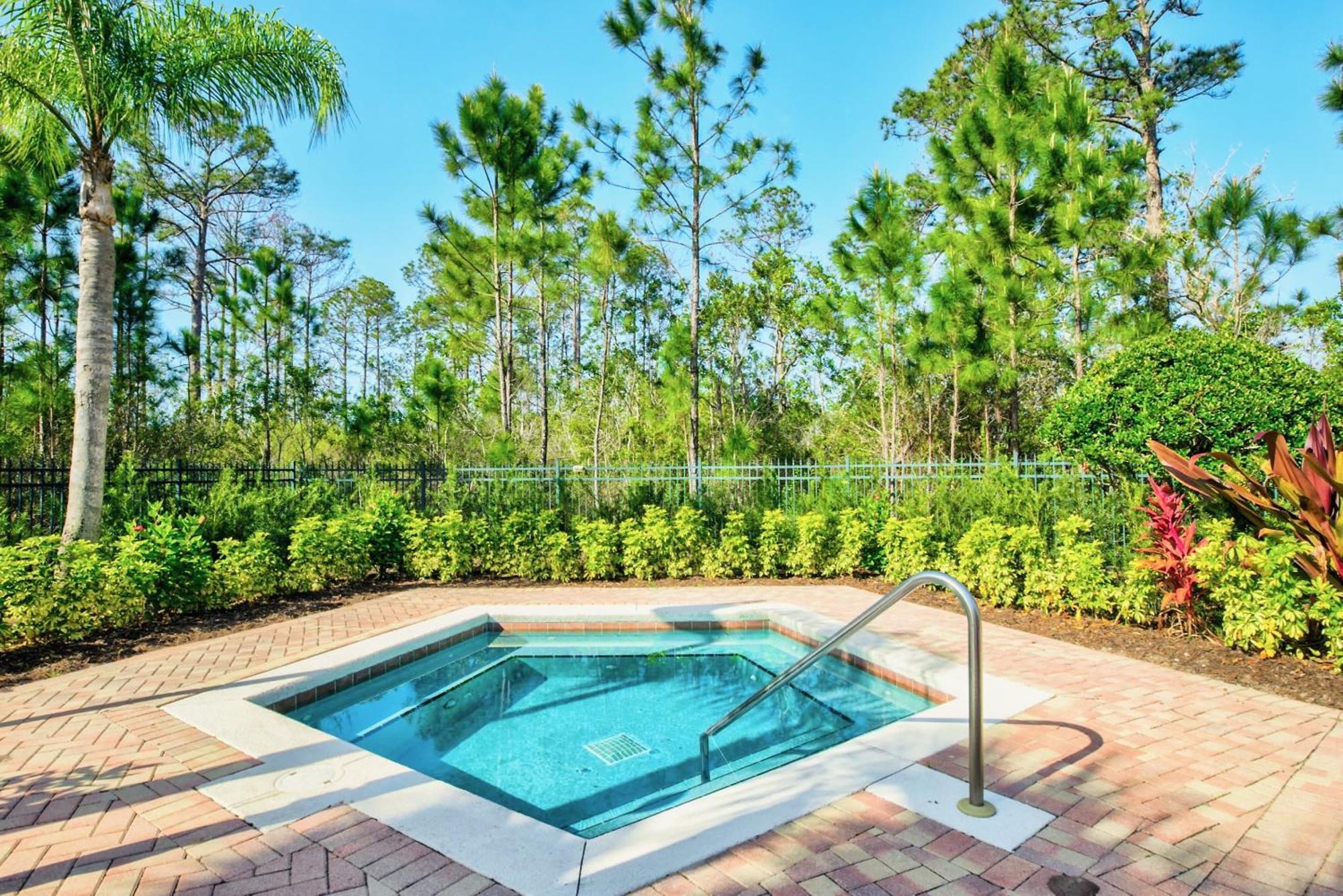 Bright 2Br Condo With Pool And Hot Tub - Near Disney! 올랜도 외부 사진